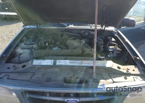 1996 Ford Explorer from USA, damaged, VIN 1FMDU24X3TUA41126